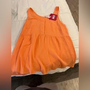 Isabel size small maternity tank top.